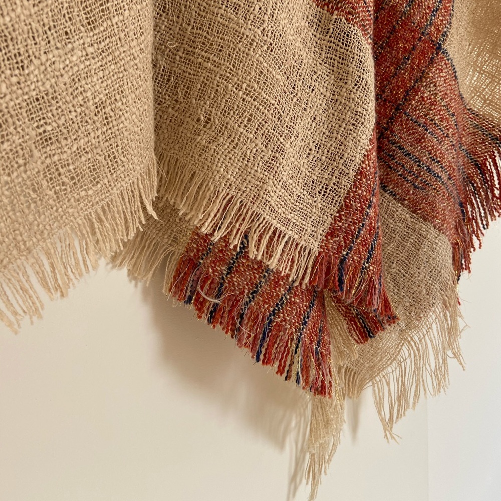 Anthropologie poncho - Picture 5 of 8
